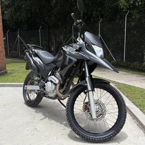 Xre300 En Excelente Estado