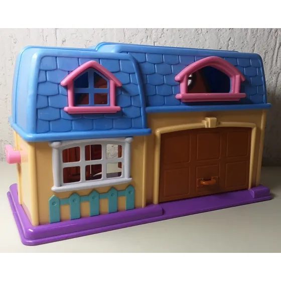 Casa De Juguete Con Accesorios