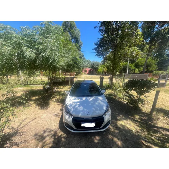 Peugeot 208 1.2 Allure 82cv 5p