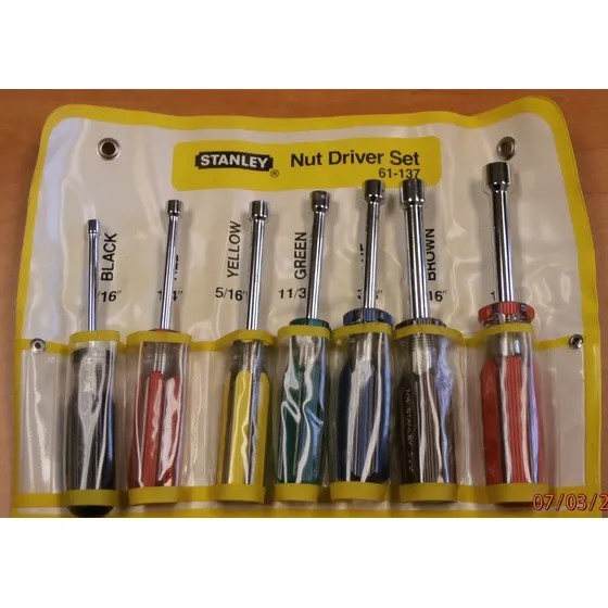 Juego De Atornillador,dado Pulgadas 7 Pz  Mod 61-137 Stanley