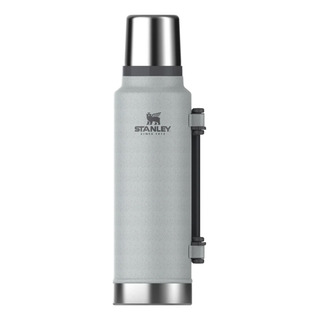Termo Stanley Classic Silver | 1.4 Lt Color Gris Termo Stanley Classic Silver | 1.4 Lt Color Gris