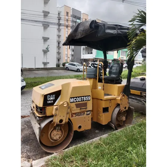 Vibrocompactador 2700  Kg
