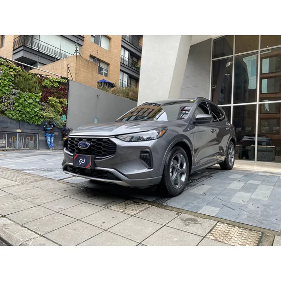 Ford Escape St Line