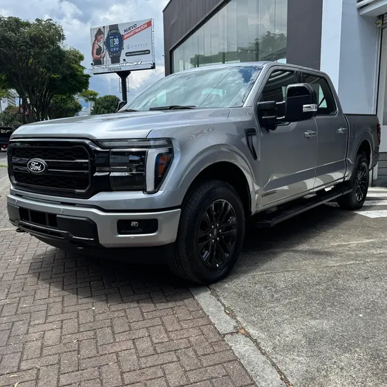 Ford F-150 2026 3.5 Fhev Lariat