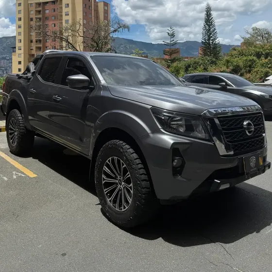 Nissan Frontier 2022 2.5l Automática Diésel 4x4