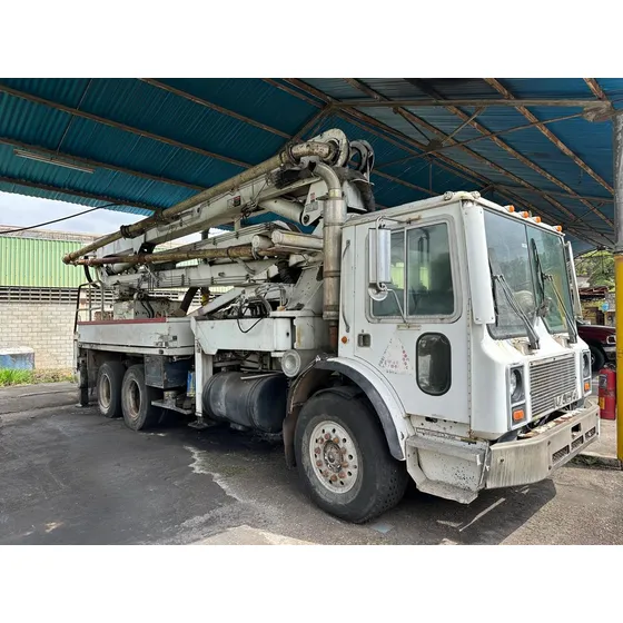Mack Putzmeister Mack R6 Bomba De Concreto