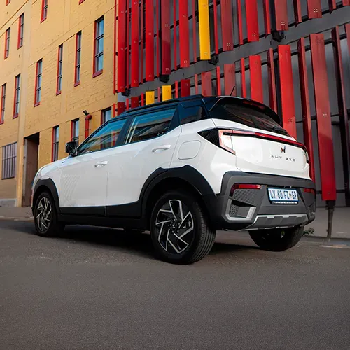Mahindra Xuv 2026