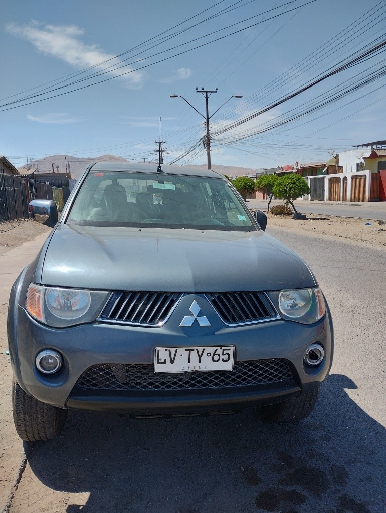 Mitsubishi L250 Pickup