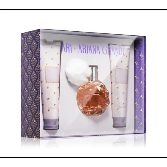 Estuche Ari By Ariana Grande 100ml Edp -- 3pzas
