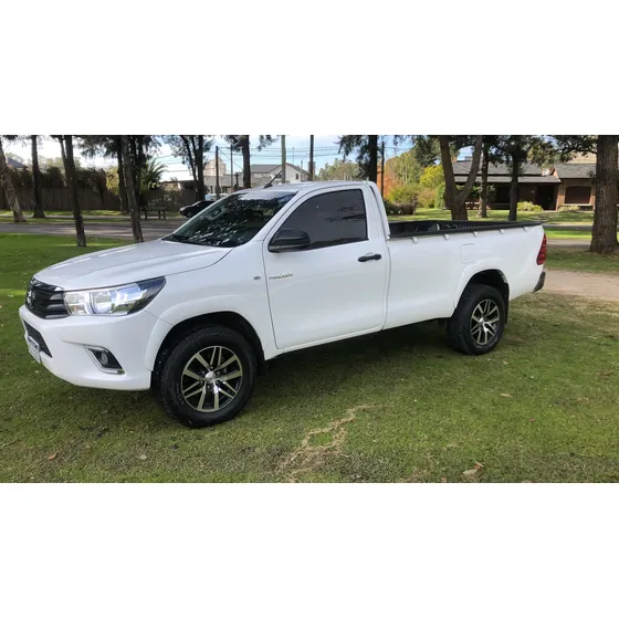 Toyota Hilux 2.4 P.up T.diesel Dx