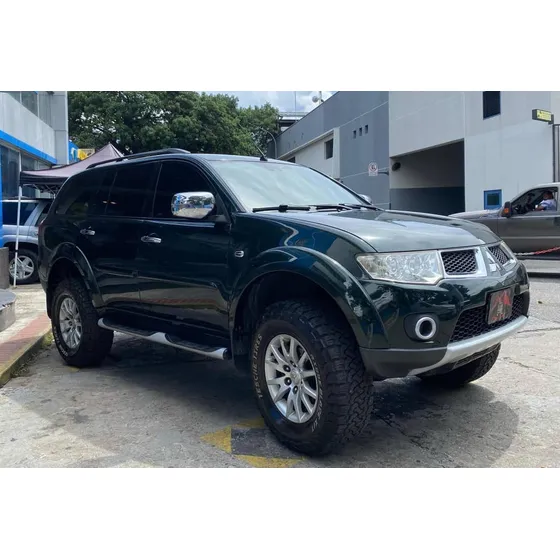 Mitsubishi Montero Sport