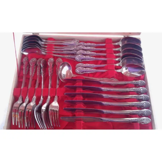 Juego De Cubiertos, Tenedores, Cuchillos En Acero Inoxidable
