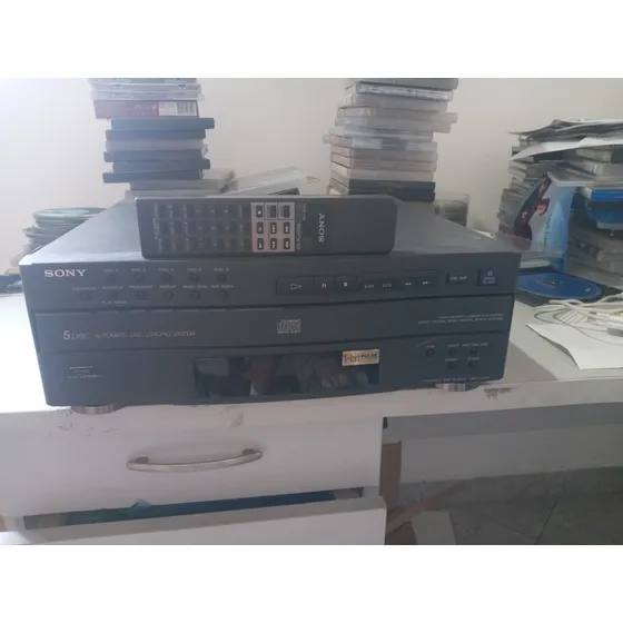 Cd Player Sony Cdp-c322m + Controle (5 Cds) Com Defeito