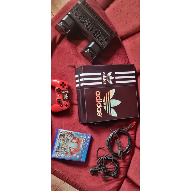 Play Station 4