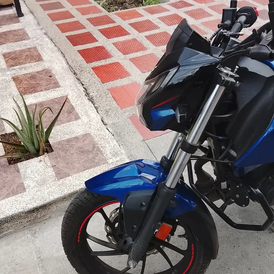 Moto Hero Hunk 160 Inyeccion 160 Fi St