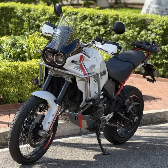 Ducati Desert X 2023