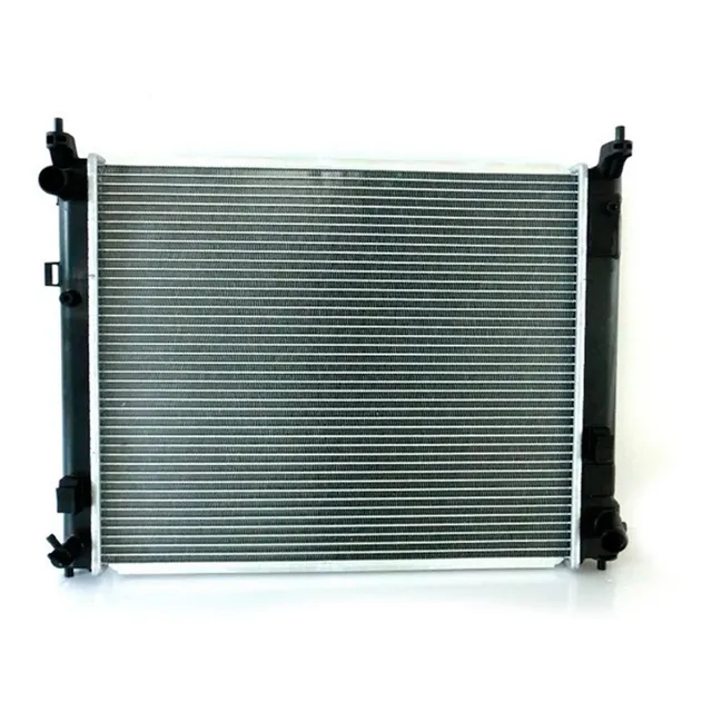 Radiador Agua Para Nissan Versa / Nissan March Mecanico