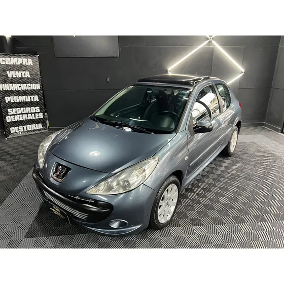 Peugeot 207 1.6 Xt