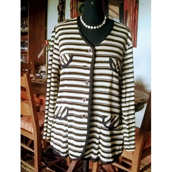Sweater Dama. Muy  Elegante. Nuevo. Talla M/l