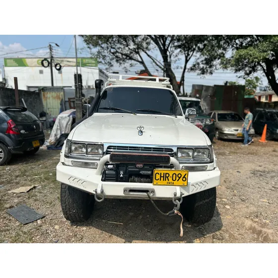 Toyota Burbuja 4.5 Egmnu Fzj80