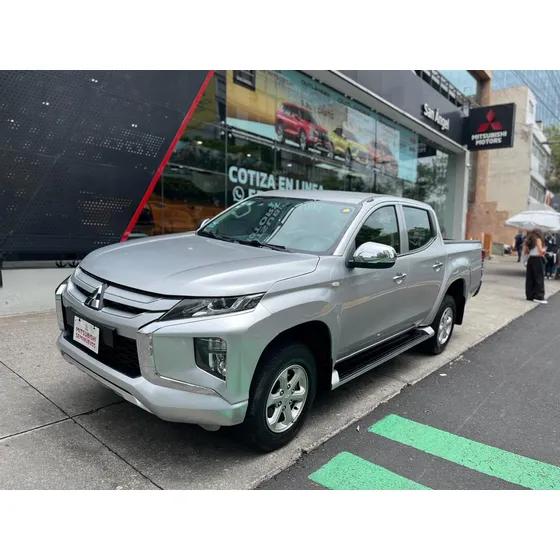 Mitsubishi L200 2.5 Di-d Cabina Doble 4x4 Mt