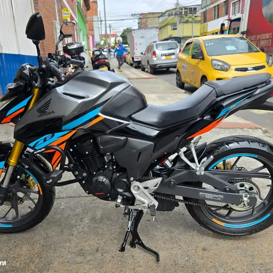 Moto Honda 190 Modelo 2024
