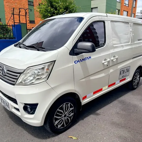 Changan Van Carga 2023 Van Carga Full Equipo
