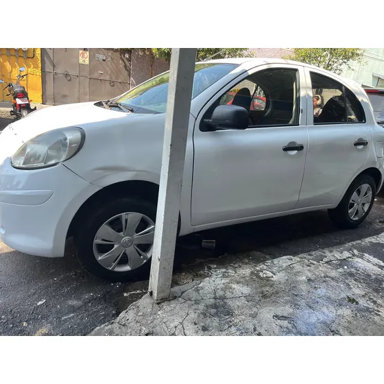 Volkswagen March Active 1.6 Active Mt