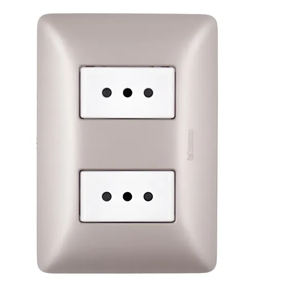 Enchufe Doble Bticino 2p+t 10a 250v Blanco/titanio Claro