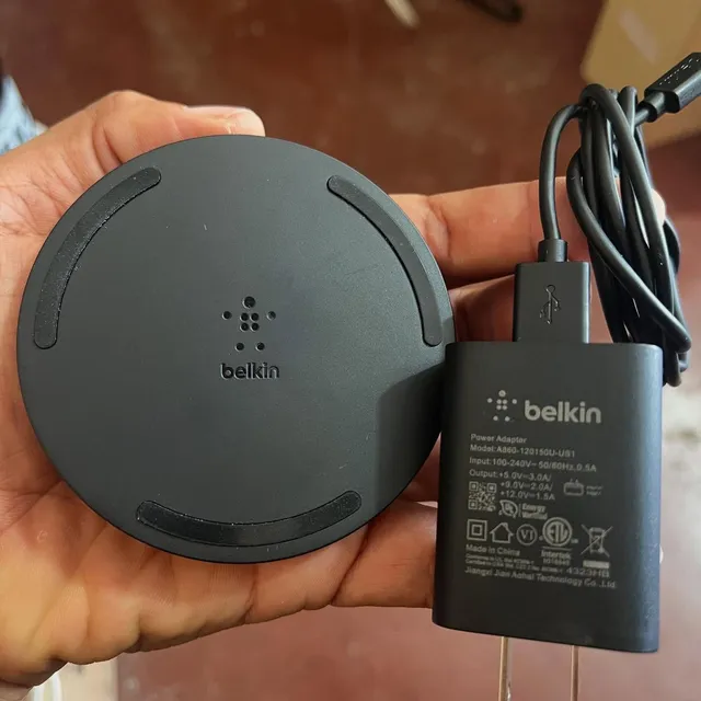 Cargador Inalámbrico Belkin Boost 100 Original