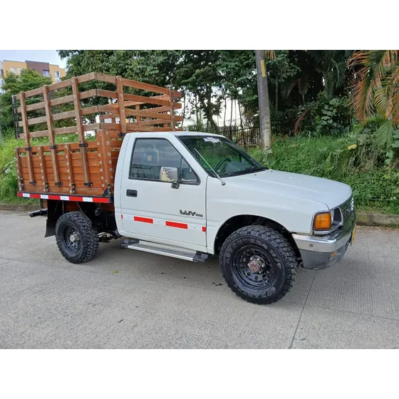 Chevrolet Luv 2.3 Gasolina 4x4