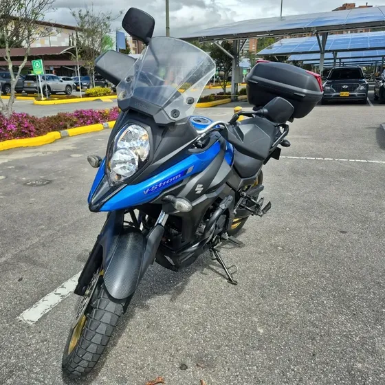 Suzuki V-strom 650