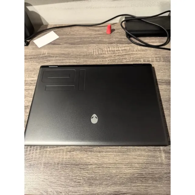 Laptop Alienware M16 R2 Negro 64gb De Ram Windows 11 Dark Moon