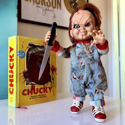 Boneco Mezco Toyz Childs Play 3 Talking Pizza Face Chucky