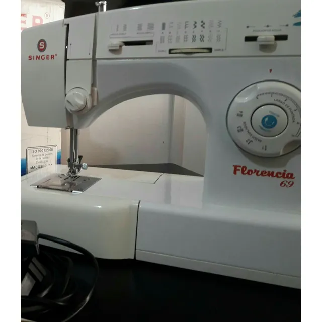 Maquina De Coser Singer Florencia 69