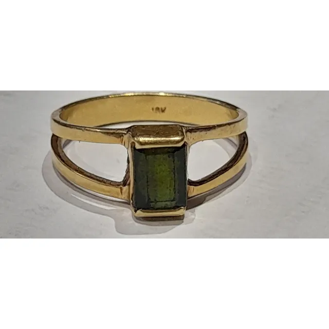 Anillo De Oro 18 Klt. Con Turmalina Verde (legitima)