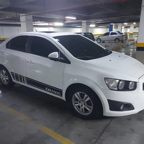 Chevrolet Sonic 2014 1.6 Lt 5 P