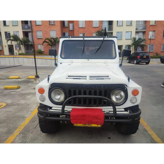 Suzuki Lj 80
