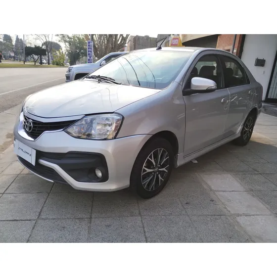Toyota Etios 1.5 Platinum At