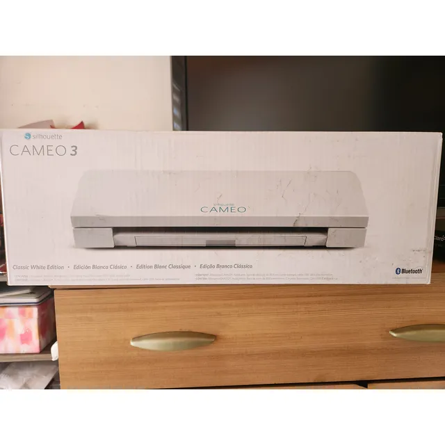 Silhouette Cameo 3