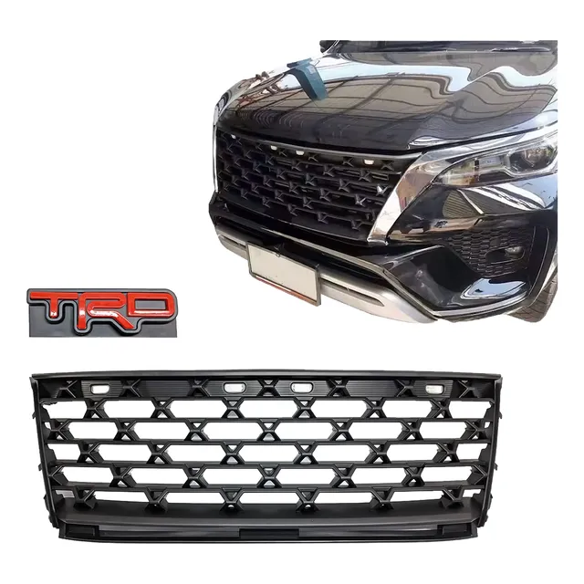 Parrilla / Persiana Trd Con Leds Toyota Fortuner 2021 +