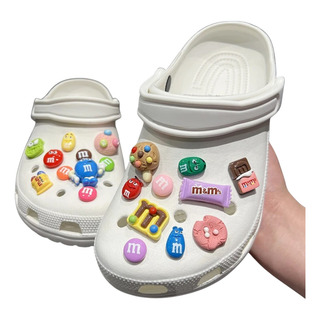 Kit Bottons Para Crocs Pins Disney Chocolate Mm Divertido Kit Bottons Para Crocs Pins Disney Chocolate Mm Divertido