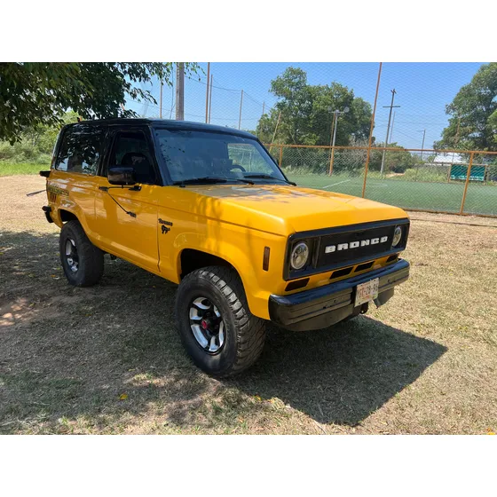 Ford Bronco 1985 Hermosa 4x4 Funcionando 6 Cil Estándar