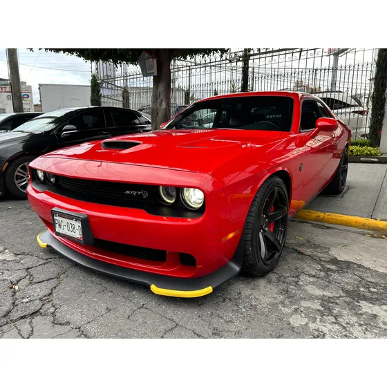 Dodge Challenger 6.2 Srt Hellc At
