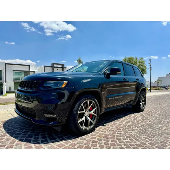 Jeep Grand Cherokee 6.4 Srt-8 At