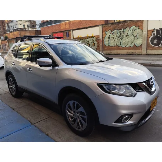 Nissan X-trail 2.5 Exclusive