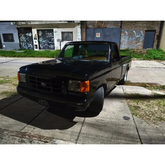 Ford F-100 3.6 Lujo