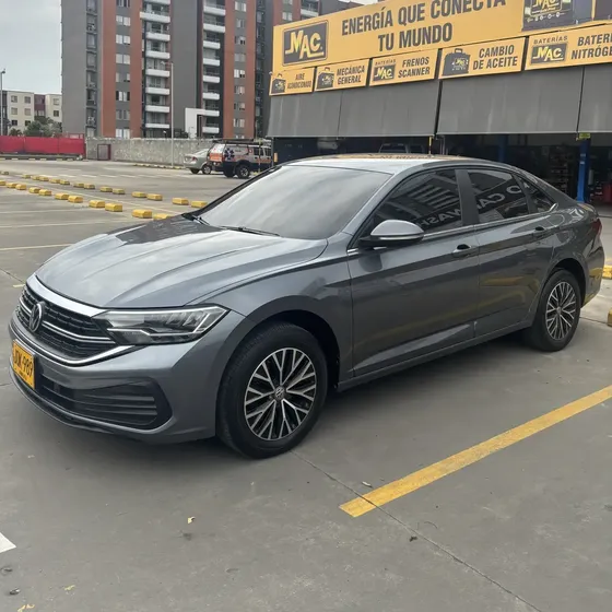 Volkswagen Jetta 2022 1.8 Comfortline