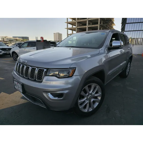 Jeep Grand Cherokee 3.7 Limited Lujo 3.6 4x2 At