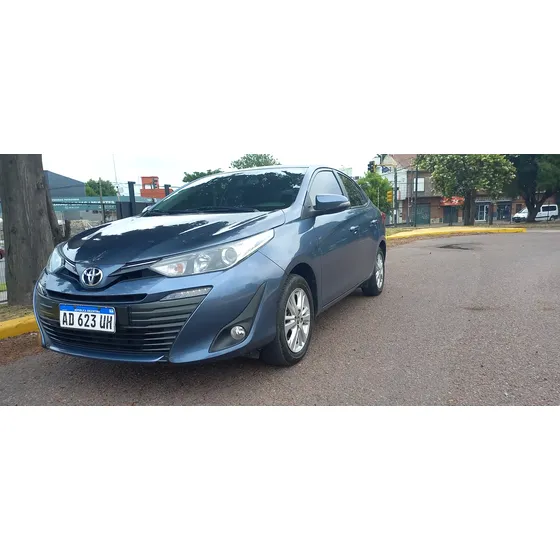Toyota Yaris 1.5 107cv Xls Sedan